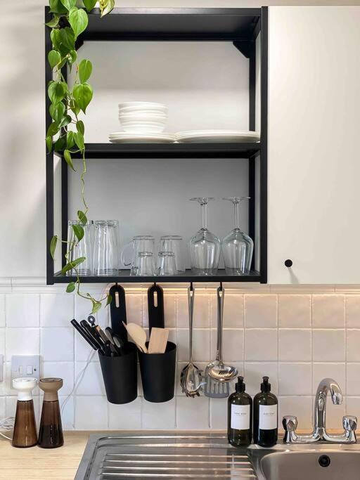Cozy Studio Near Train Station CBG Extérieur photo